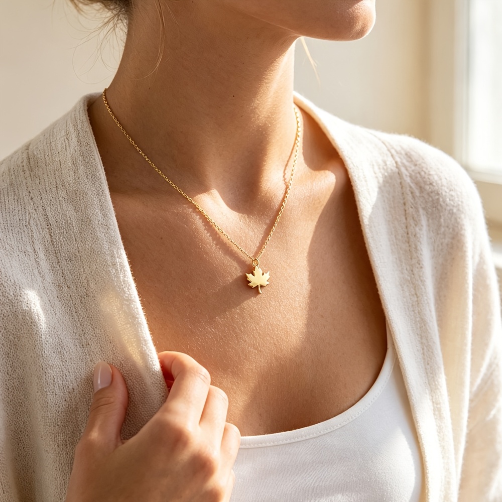 18K Gold-Plated Maple Leaf Pendant Necklace — Autumn Style